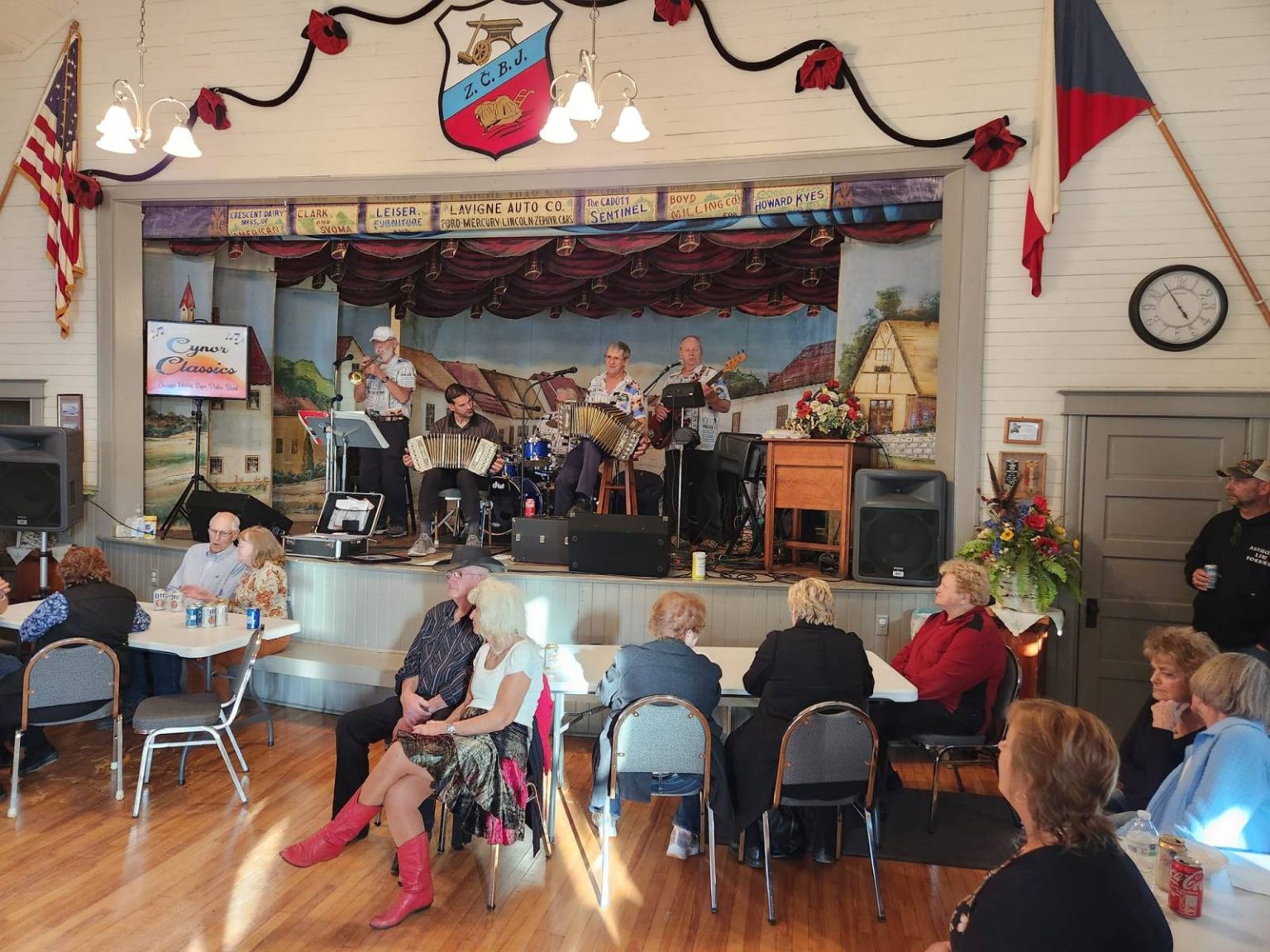 LINKS Village of Cadott